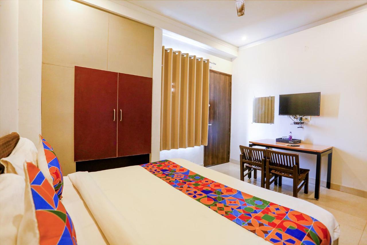 Fabhotel Novel Suites - Nr Yashobhoomi Convention Centre Nové Dillí Exteriér fotografie